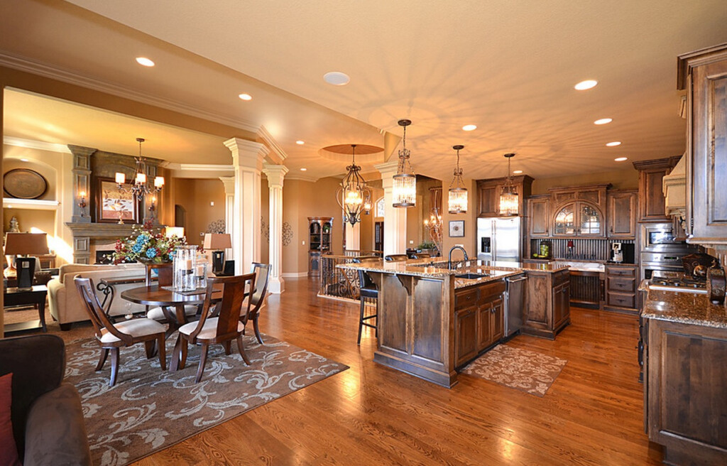 6 Gorgeous Open Floor Plan Homes Room Bath - Big Open Floor Plan House