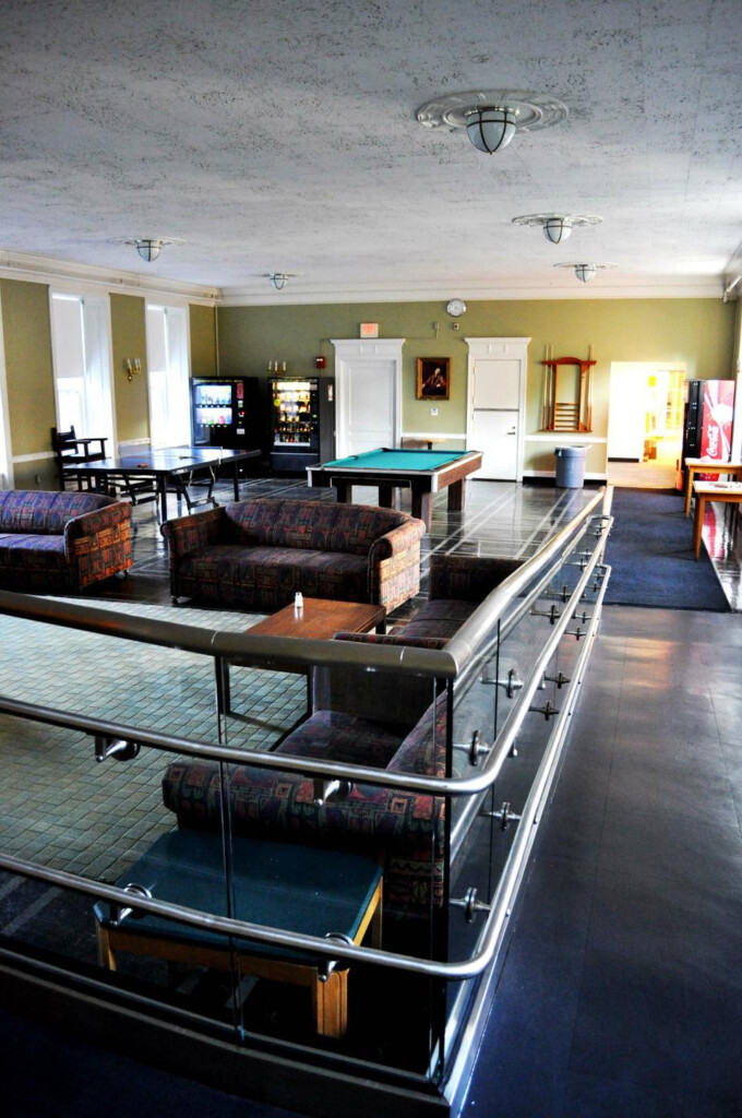 Pfoho Plans JCR Remodeling News The Harvard Crimson - Pforzheimer House Floor Plans
